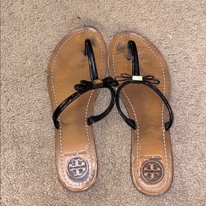 Tory Burch 8.5 Black Patent Leather Sandals